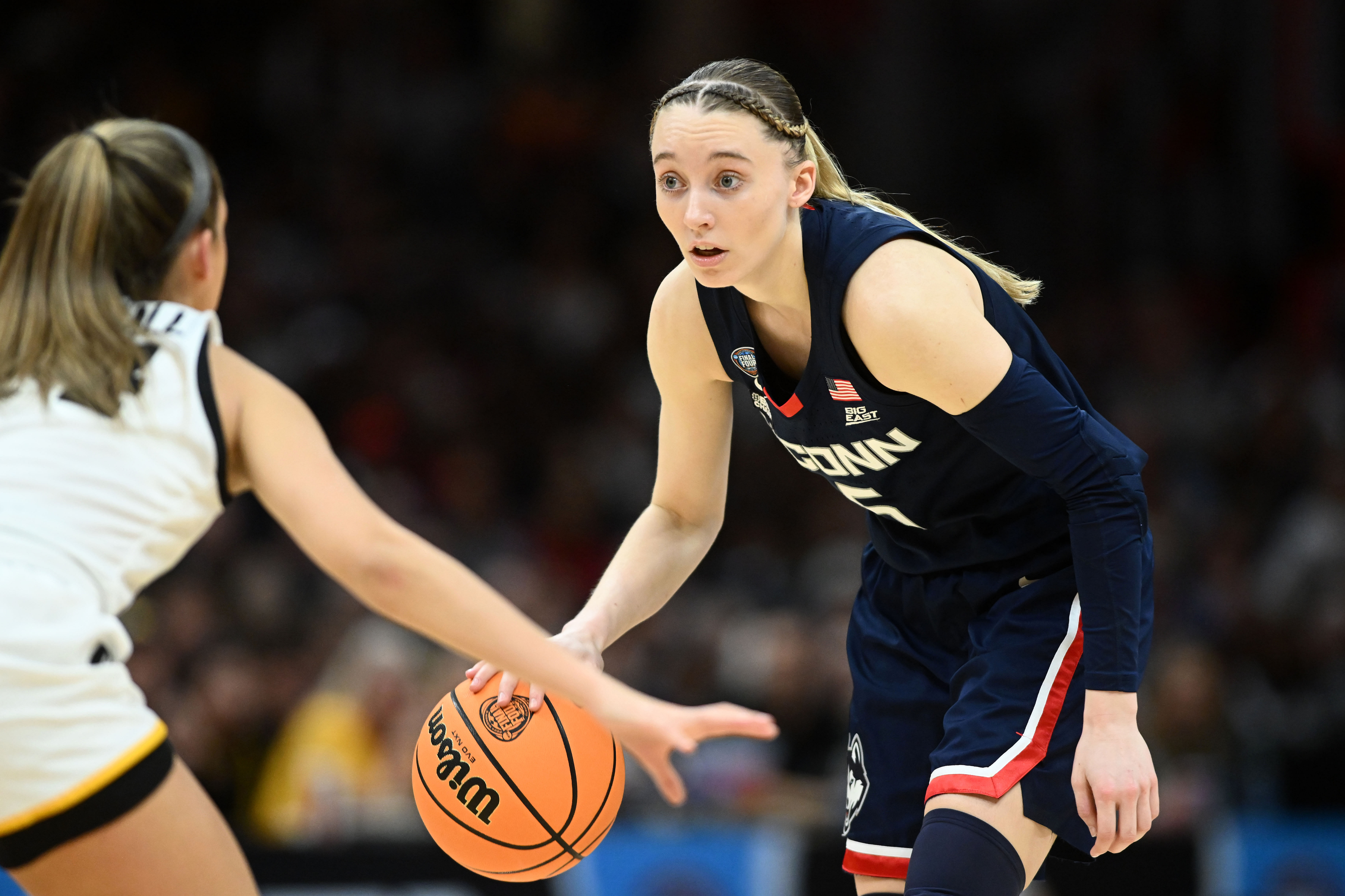 Paige Bueckers in action with the UConn Huskies (Source: Imagn)