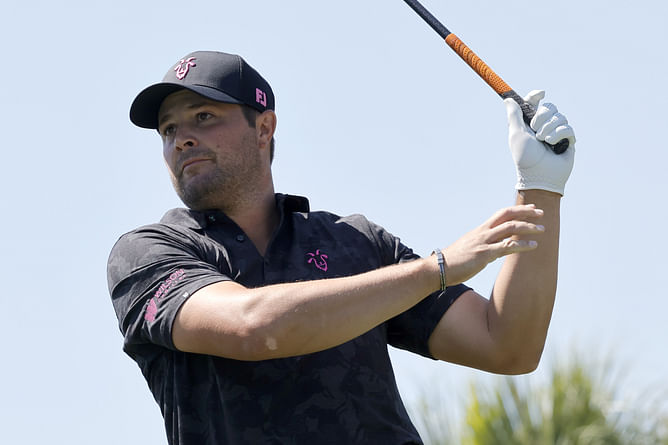 Peter Uihlein leads LIV Golfers atop the 2024 International Series England's leaderboard after day 3: "Nice to kind of build some momentum"