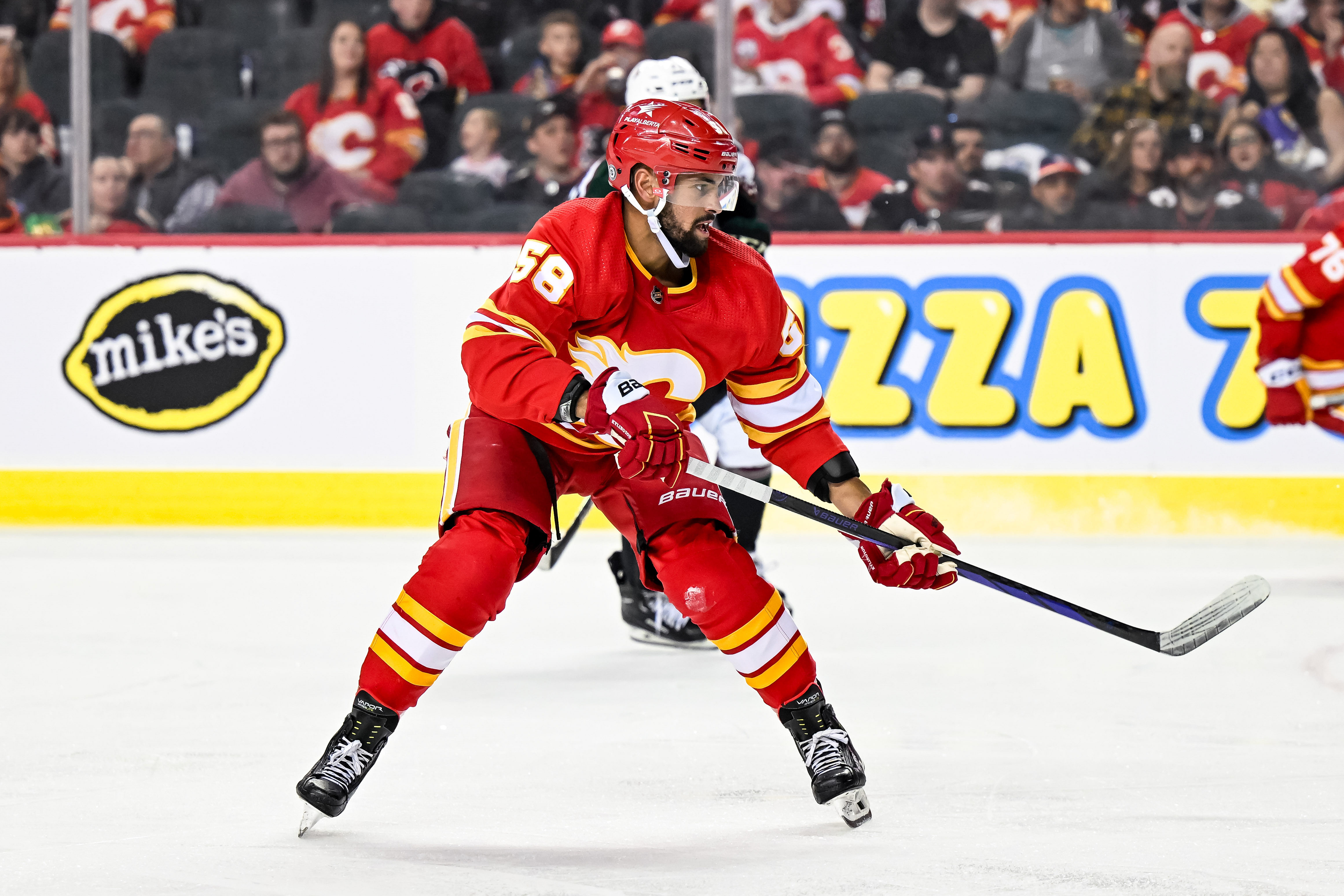 NHL: Arizona Coyotes at Calgary Flames - Source: Imagn