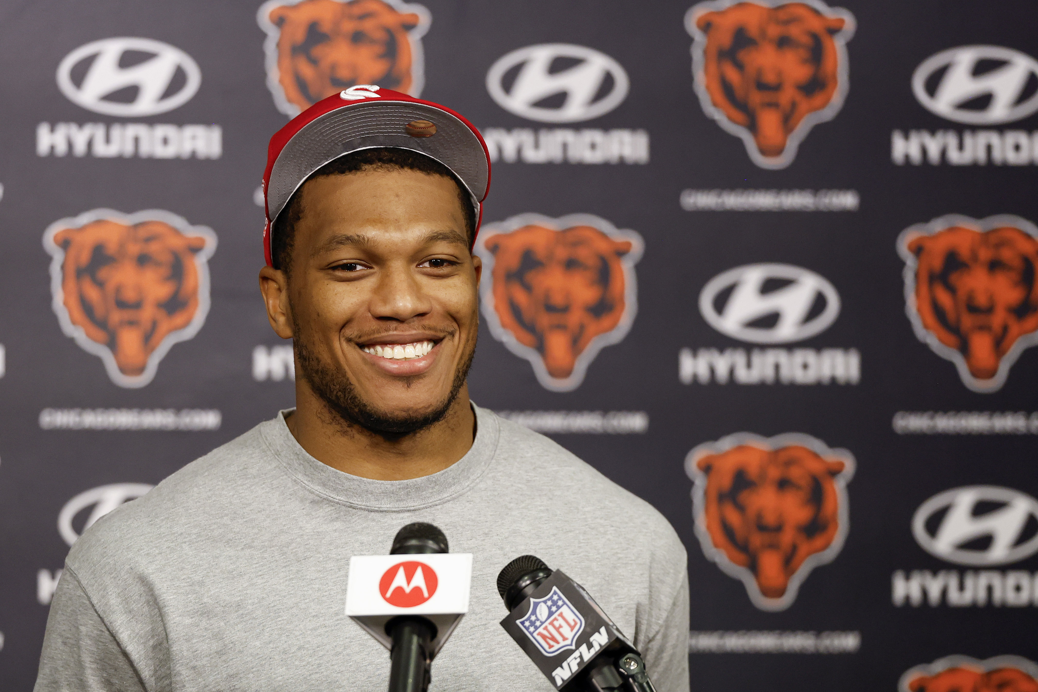 Chicago Bears WR D.J. Moore (Source: Imagn)