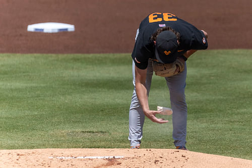 Tennessee Volunteers ace AJ Russell suffered a season-ending arm injury this year.