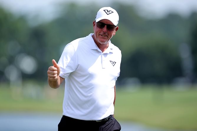 "I’ll step aside and let somebody else come on in”- Phil Mickelson shares plans of quitting LIV Golf’s HyFlyers GC