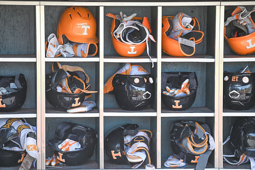 Different styles of baseball helmets (Image Credit: IMAGN)