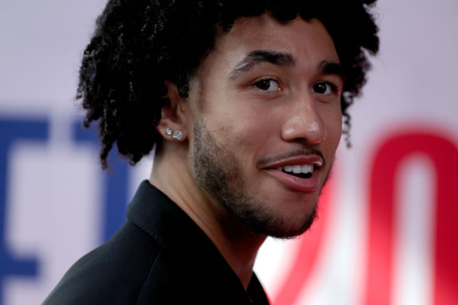 76er's rookie guard picks his favorite on Drake vs Kendrick Lamar beef