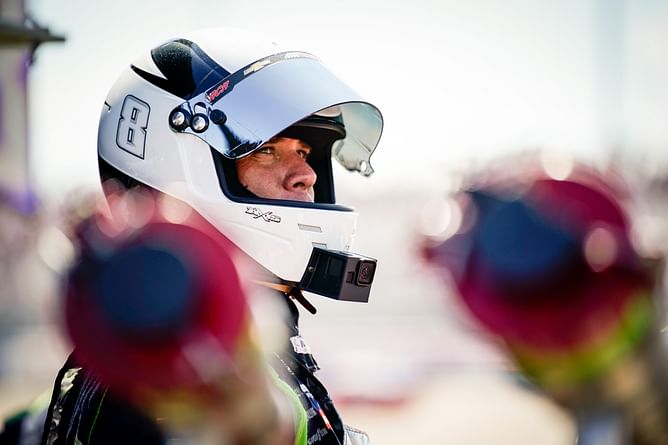 WATCH: Kyle Busch multitasks with a mid-race scissor maneuver inside his racecar at Richmond