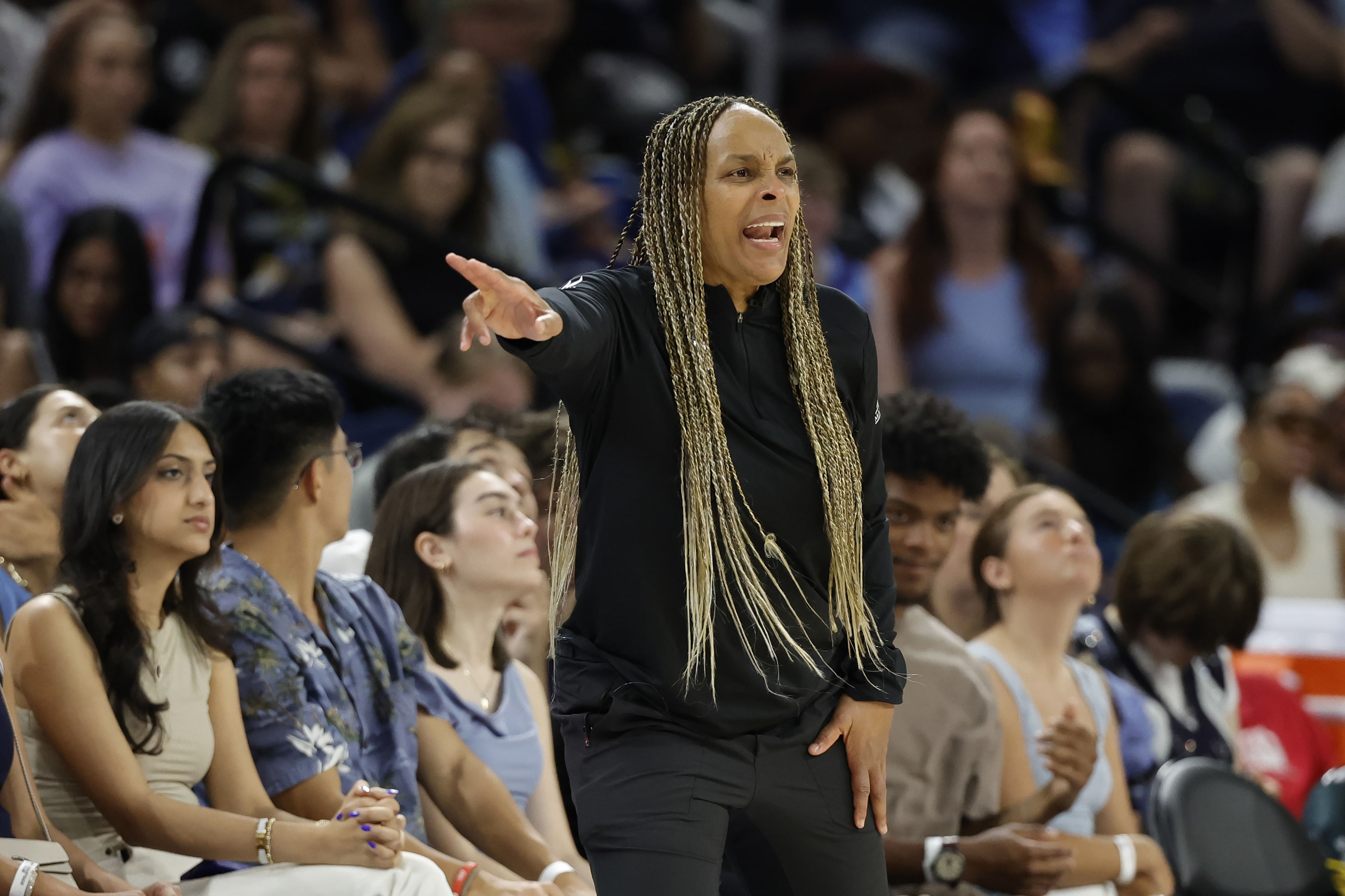 Chicago Sky head coach Teresa Weatherspoon reacts during a WNBA game against the New York Liberty at Wintrust Arena. Photo Credit: Imagn