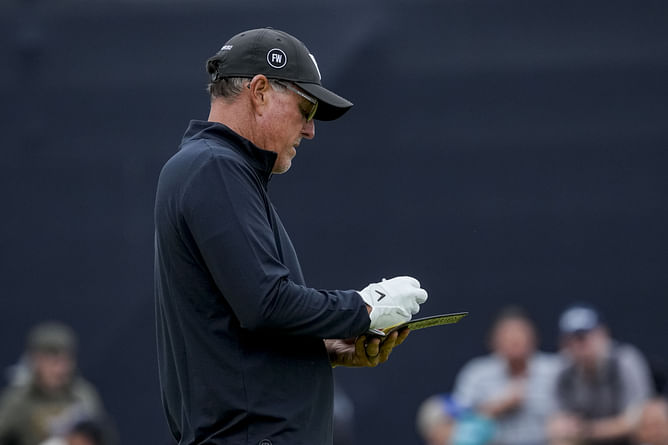 Phil Mickelson says he ‘makes rules up’ as he plays, LIV Golf teammates agree