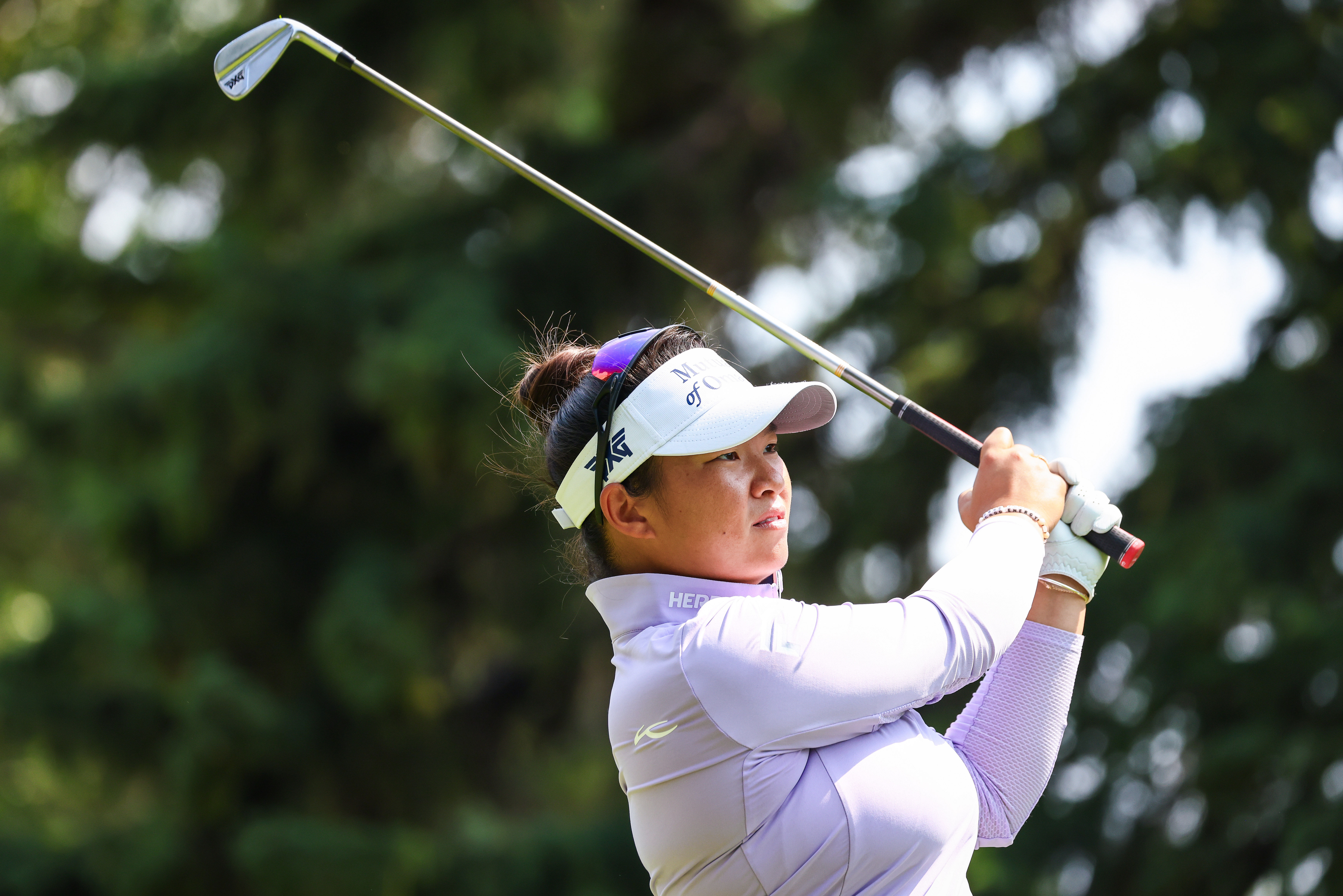 Who is leading the 2025 Women's Scottish Open after round 2