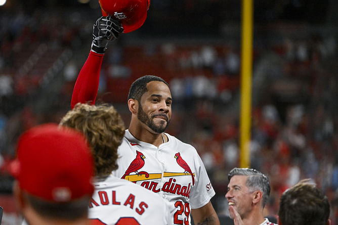 "That’s what happens when ur front office is a joke" - MLB fans troll Cardinals following record low attendance at Busch Stadium