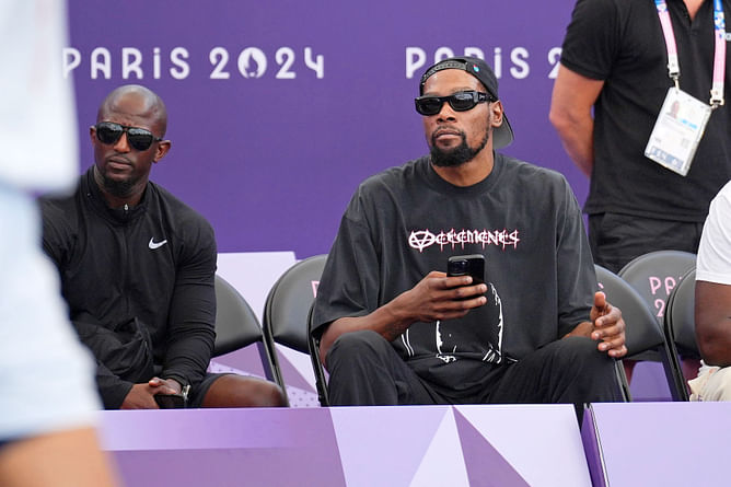 Kevin Durant sends strong message after creating Olympic basketball history