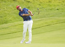 Scottie Scheffler makes big comeback, starts Olympics final round with back-to-back birdies