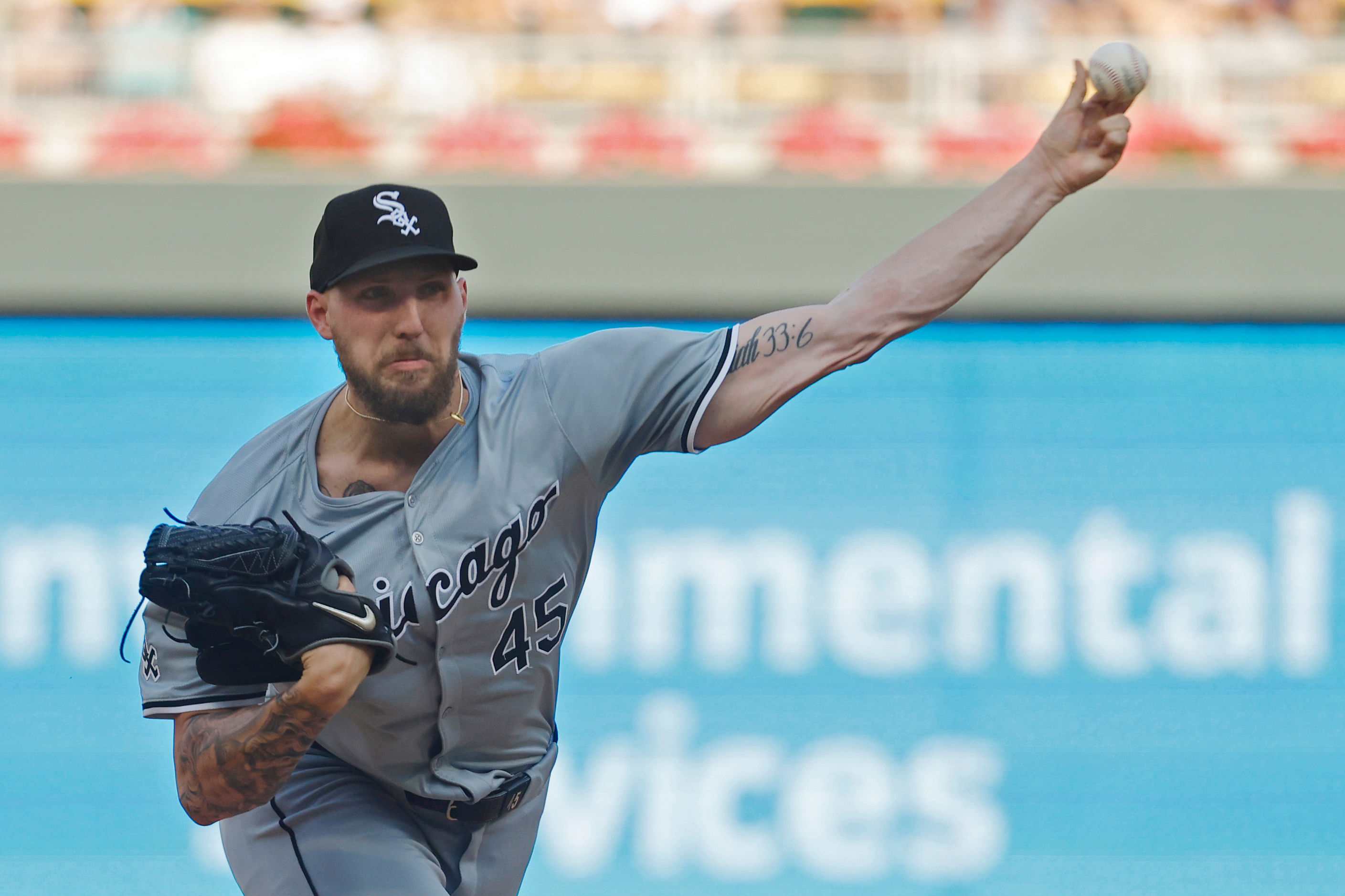 Grady Sizemore has won the respect of Chciago White Sox pitcher Garrett Crochet (Photo Credit: IMAGN)