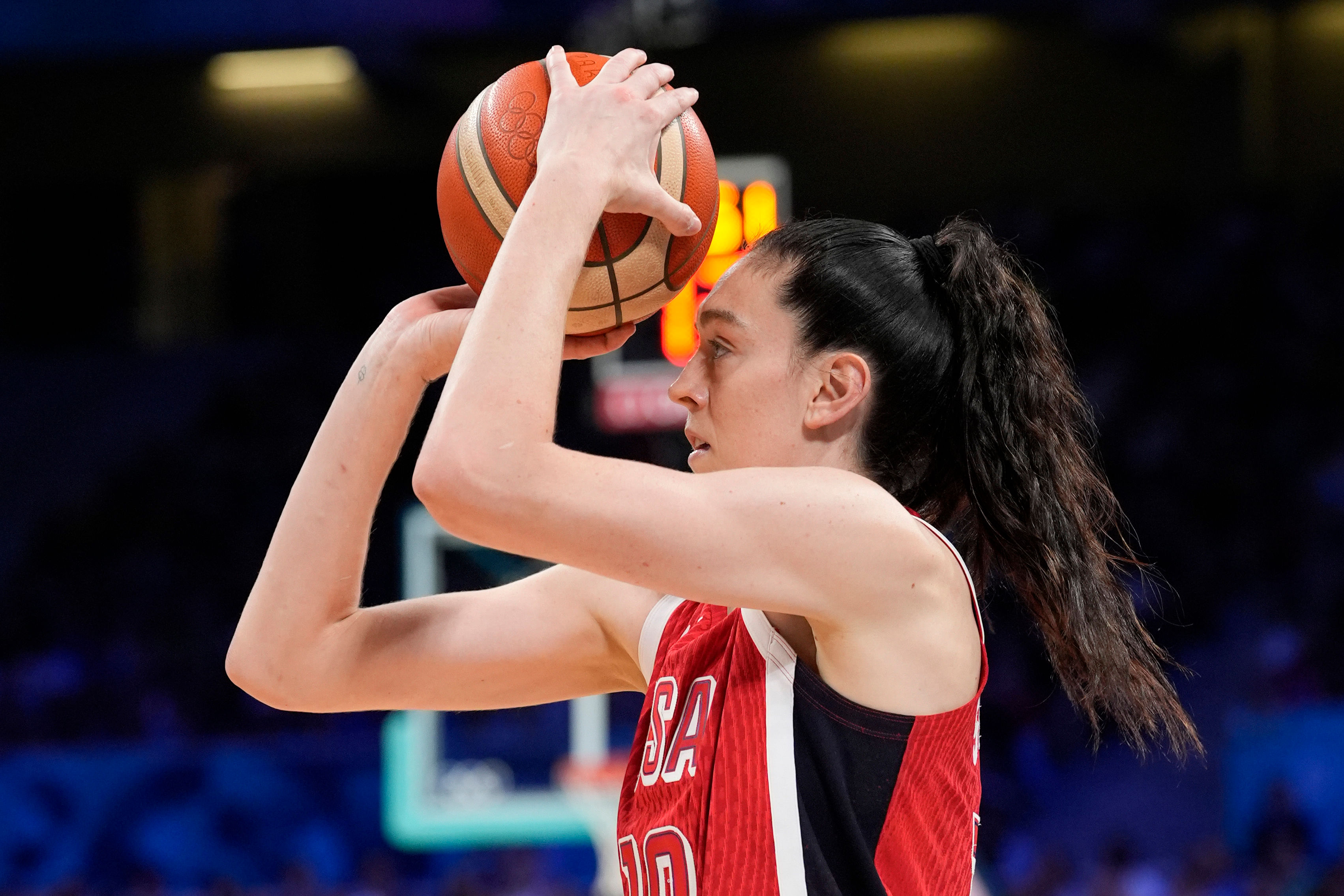 USA power forward Breanna Stewart shoots against Germanyat the Olympics women&#039;s basketball event at Stade Pierre-Mauroy. Photo Credit: Imagn