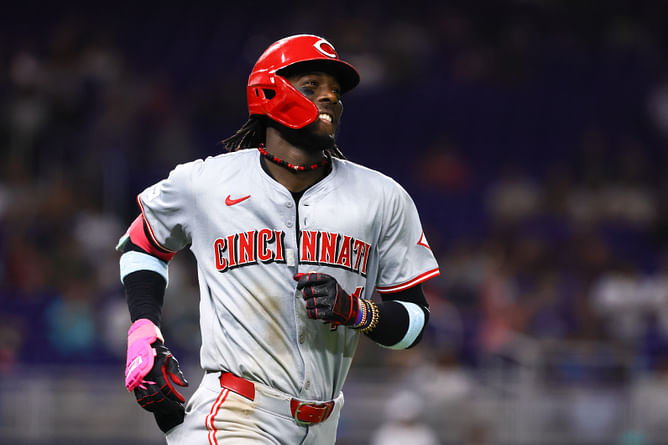 WATCH: Elly De La Cruz's endearing response to "most excited player in baseball" question