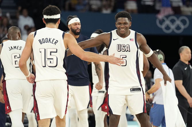 Anthony Edwards spits freestyle name dropping LeBron James & other Team USA players