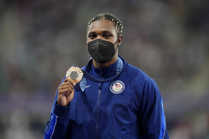 After Tyreek Hill jab, Noah Lyles says he doesn't know who Nikola Jokic is amid viral debate