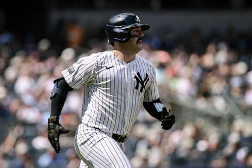 Yankees fans want Aaron Boone to keep Austin Wells as the everyday catcher (Photo Credit: IMAGN)
