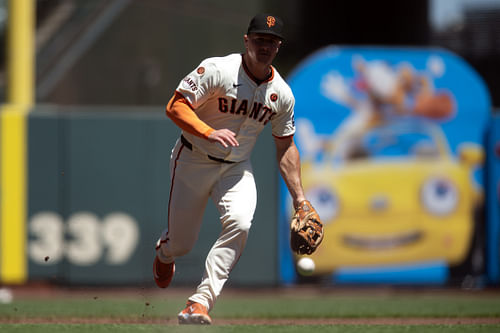 San Francisco Giants third baseman Matt Chapman (26) charges a ground ball (Image Source: IMAGN)