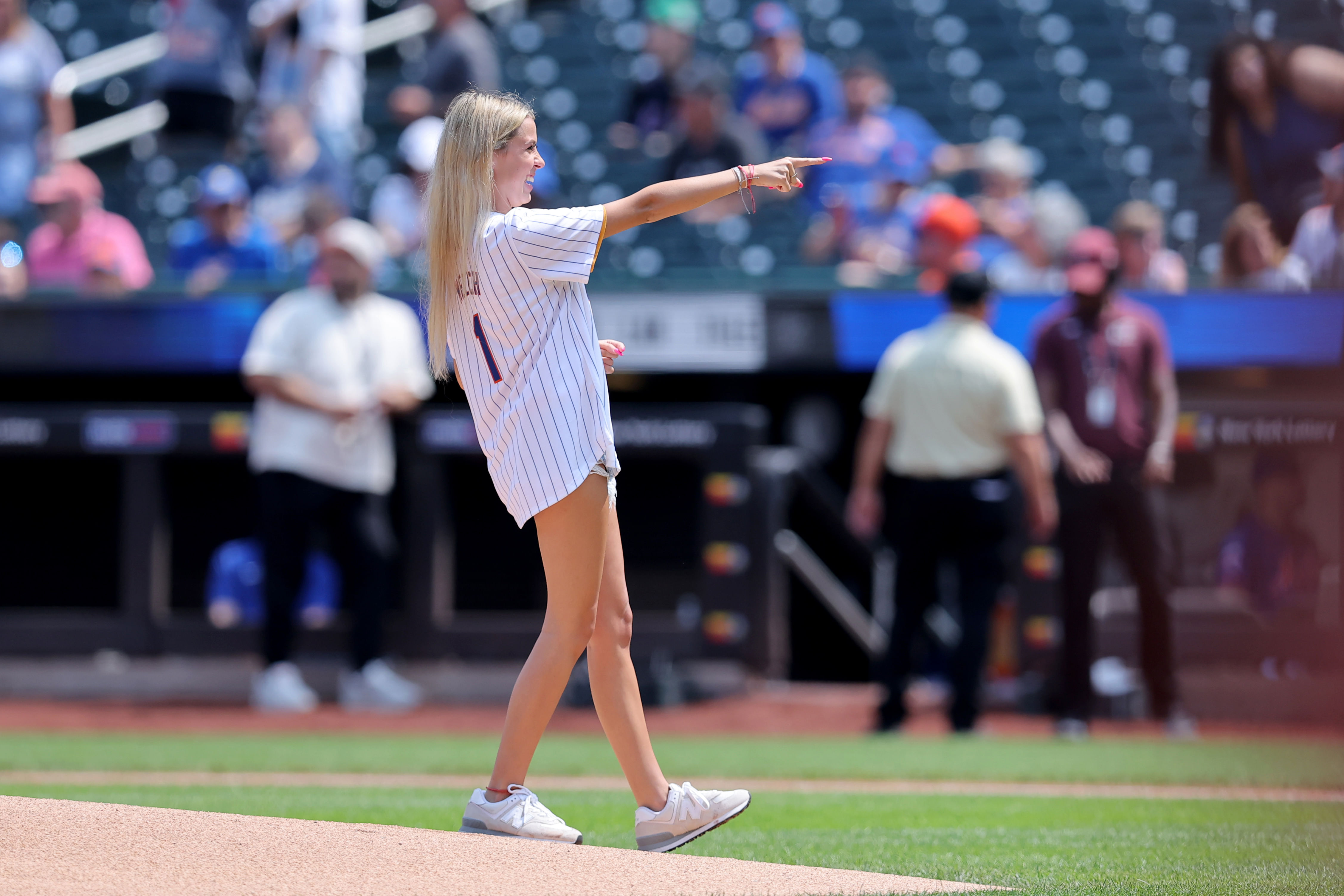 'Hawk Tuah Girl' throws out first pitch at Mets vs Athletics game ...