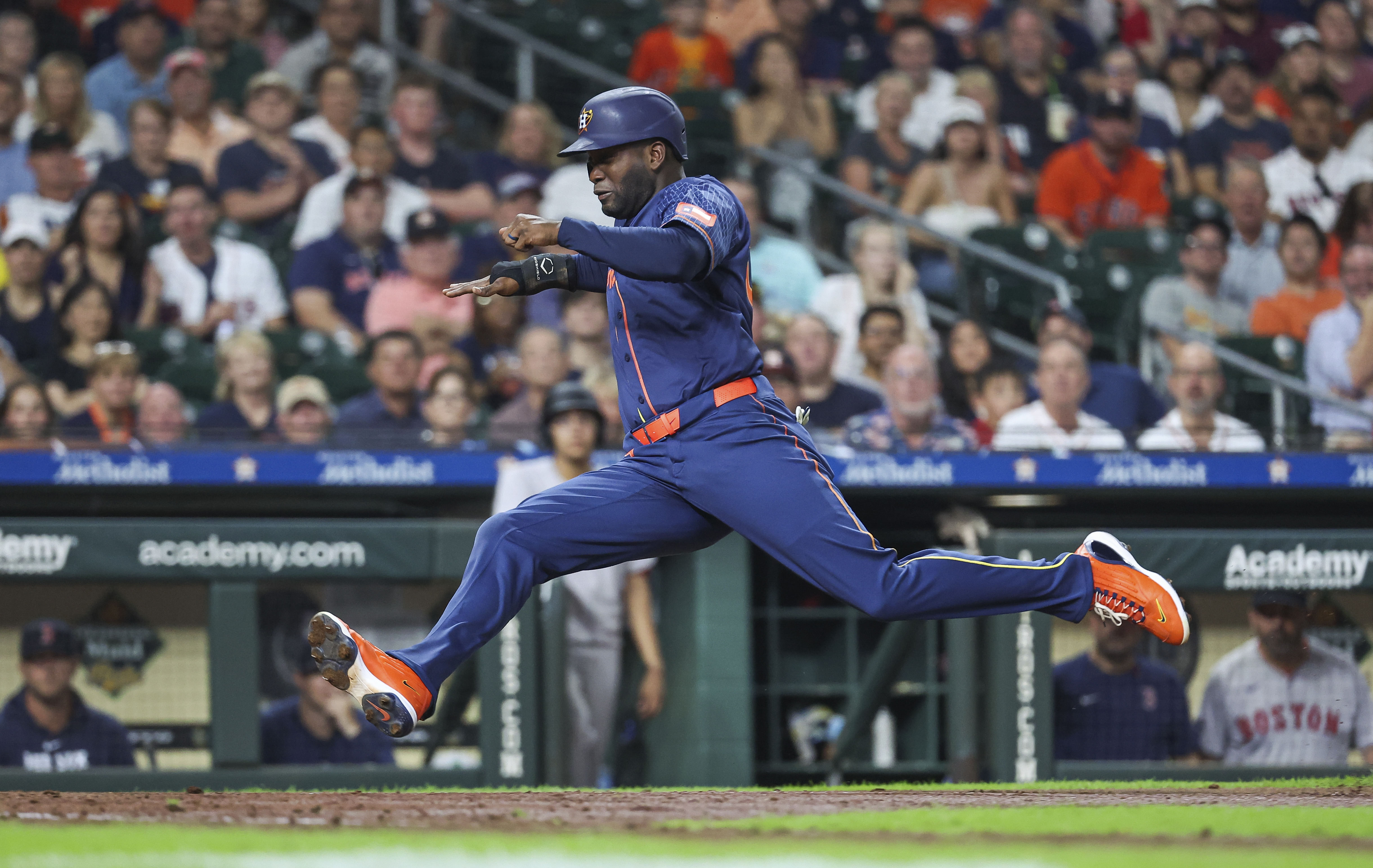 MLB: Houston Astros - Yordan Alvarez (Photo via IMAGN)