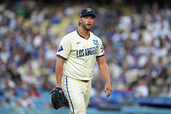 In Photos: Clayton Kershaw shares smile with pediatric patients at UCLAMCH, gives away Starlight gaming stations