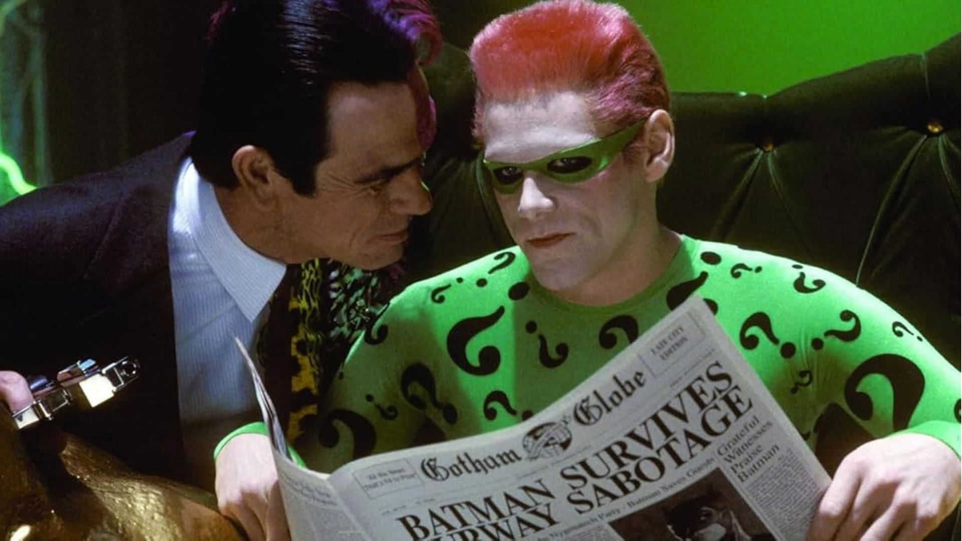 A scene from Batman Forever (1995) (Image via Prime Video)