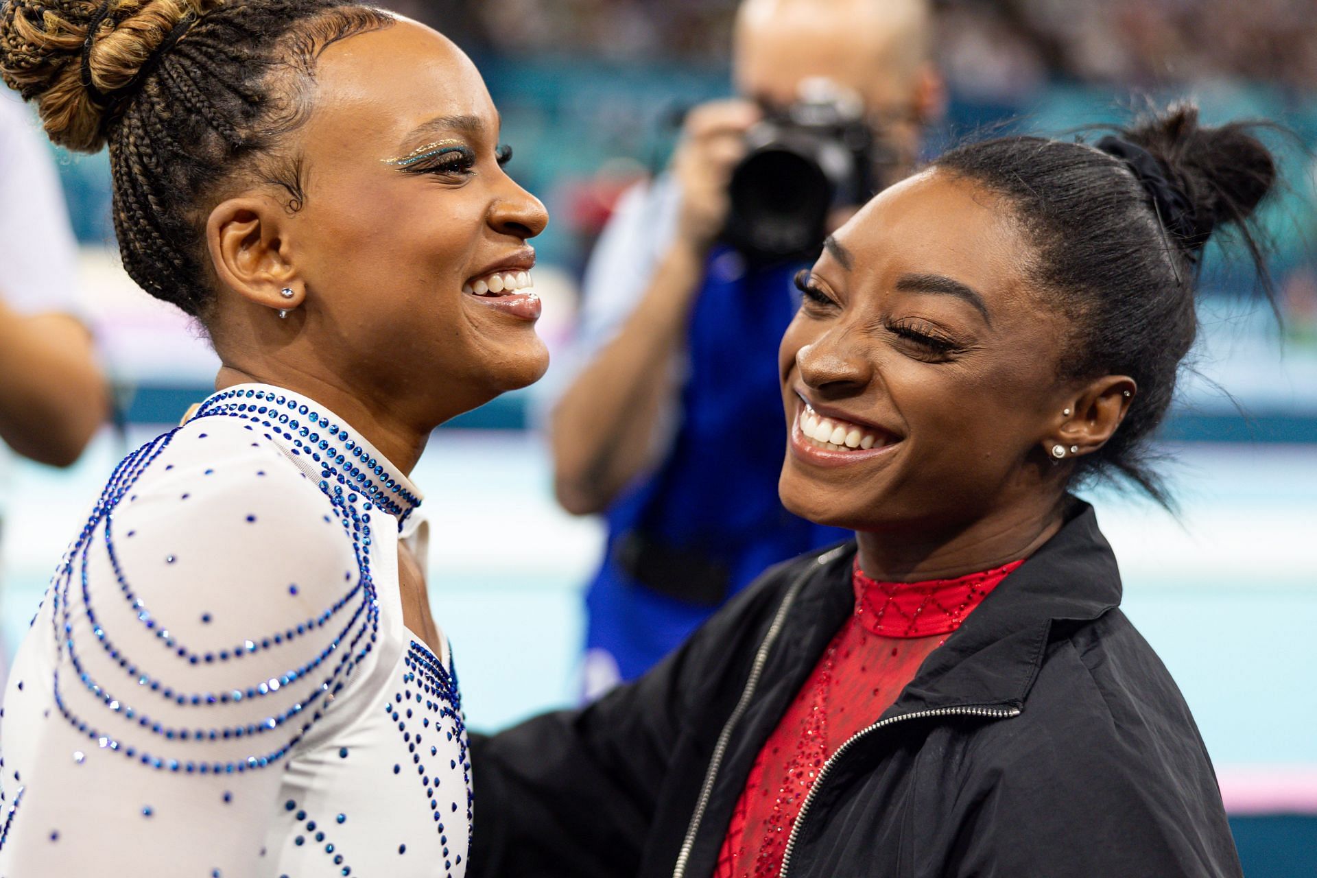 Simone Biles and Rebeca Andrade (Source: Getty)