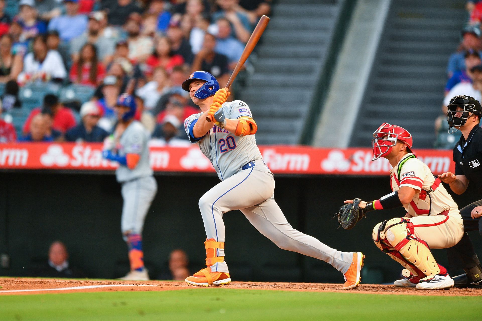 Pete Alonso and the Mets score a big win after batting order change.