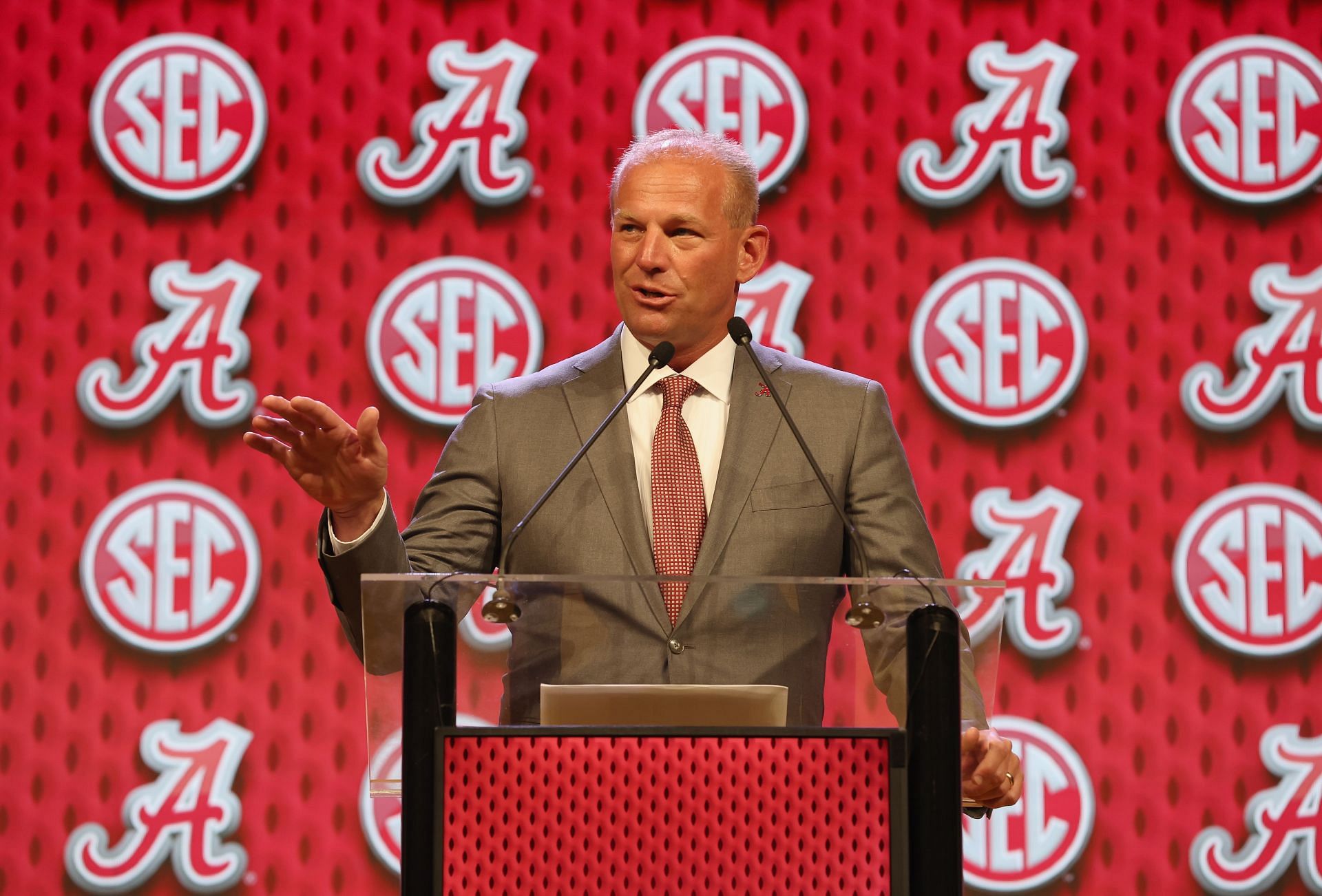 Alabama HC Kalen DeBoer (Source: Getty)