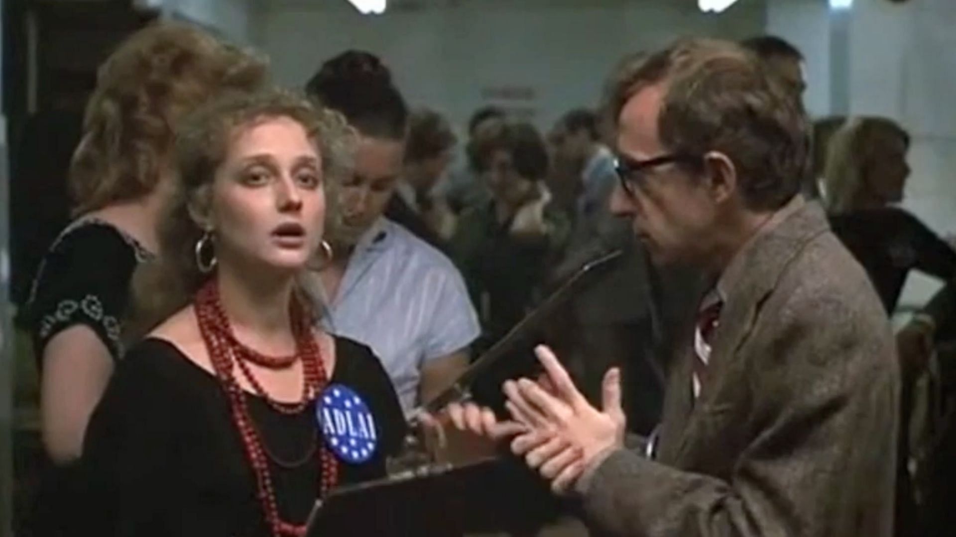 A screengrab from Annie Hall (Image via United Artists)