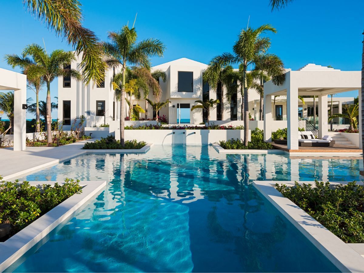 Pool View of the villa (Image via Triton Luxury Villa)