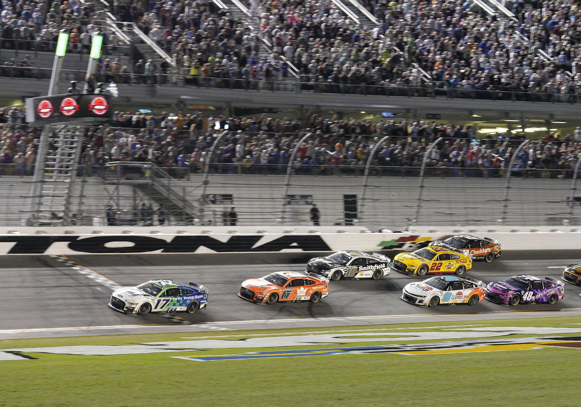 AUTO: AUG 26 NASCAR Cup Series Coke Zero Sugar 400 - Source: Getty