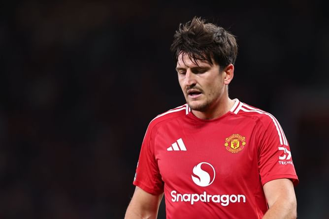 Harry Maguire’s 5-word message to Manchester United teammates after conceding goal against Brighton comes to light
