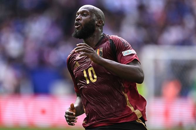 Surprise Premier League club keen to make move for Chelsea outcast Romelu Lukaku - Reports