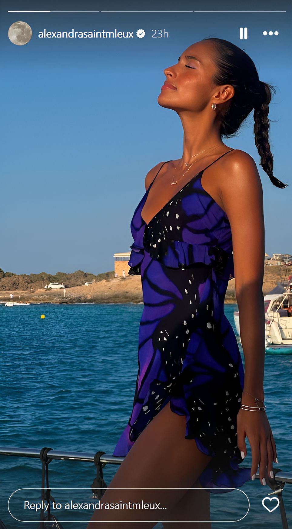 Alexandra Saint Mleux looks dazzling in a blue-colored butterfly dress (Source: @alexandrasaintmleux on Instagram)