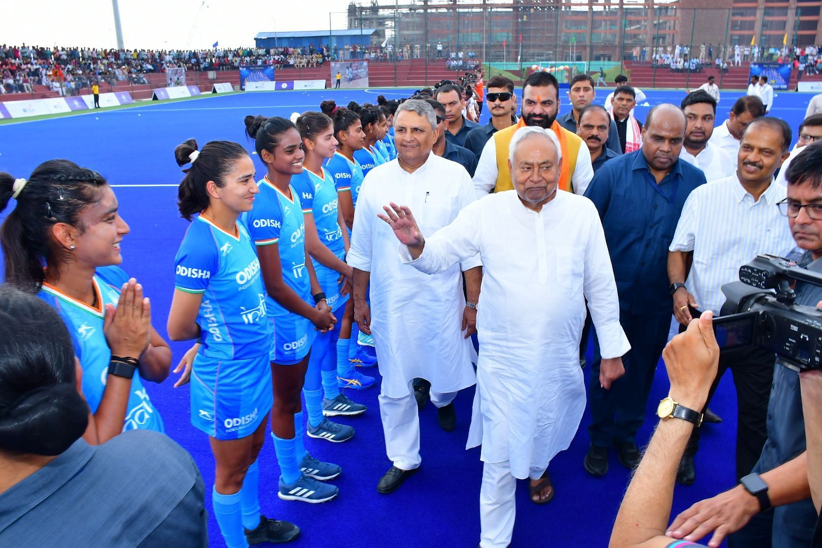 Bihar CM inaugurates new stadium - Source: HI