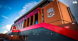 "There is no changes at the moment" - Liverpool superstar says club haven't offered him a new contract yet