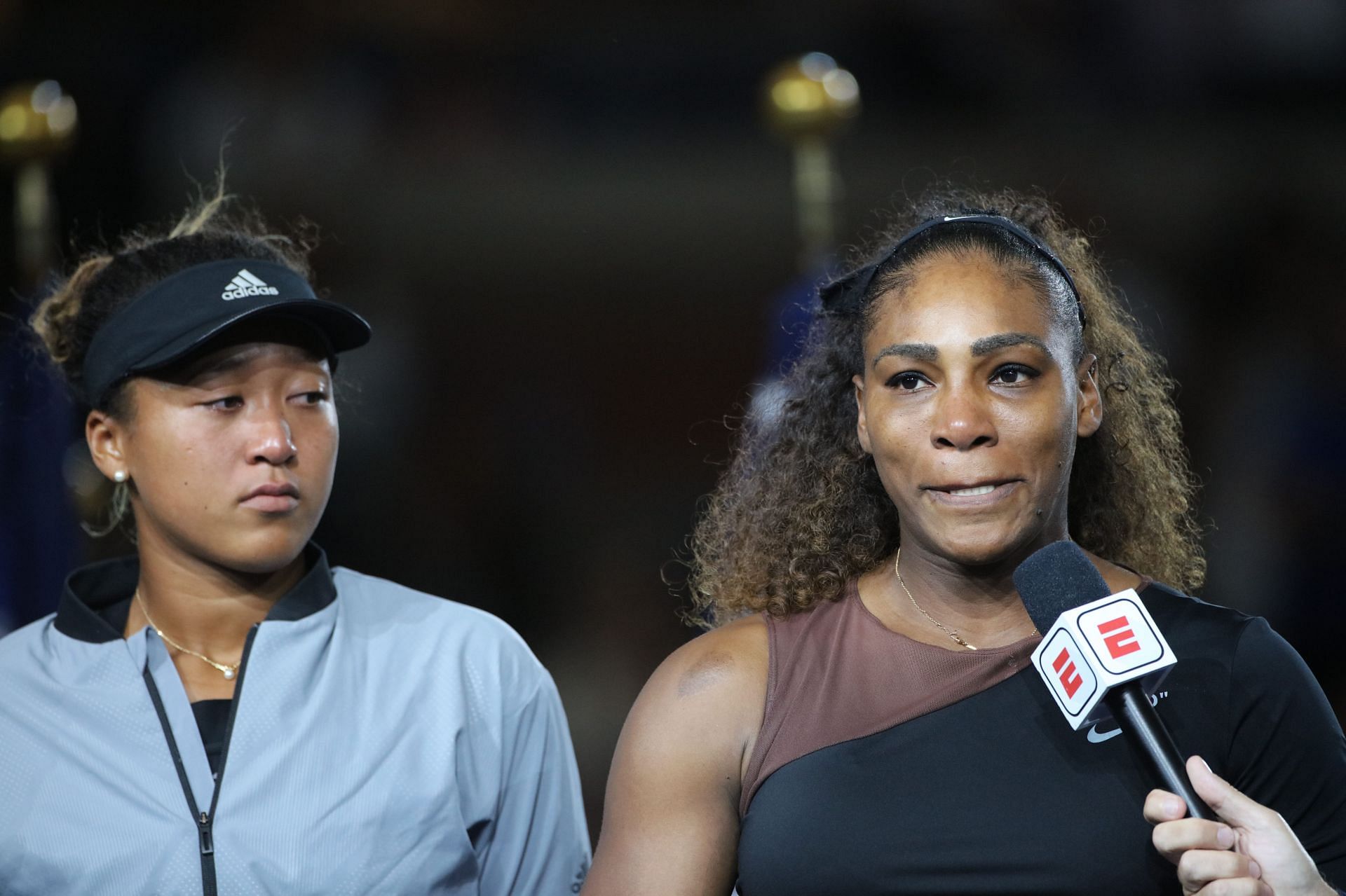 Naomi Osaka (L) and Serena Williams (R) (Source: Getty)