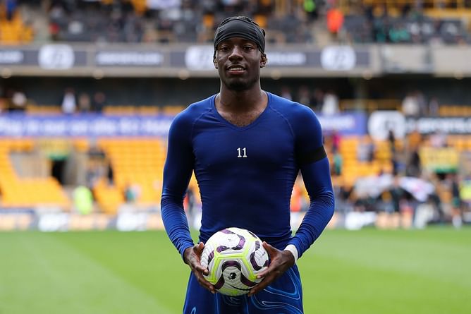 Fabrizio Romano gives an update on Noni Madueke’s future after his hat trick in Chelsea’s win vs. Wolves