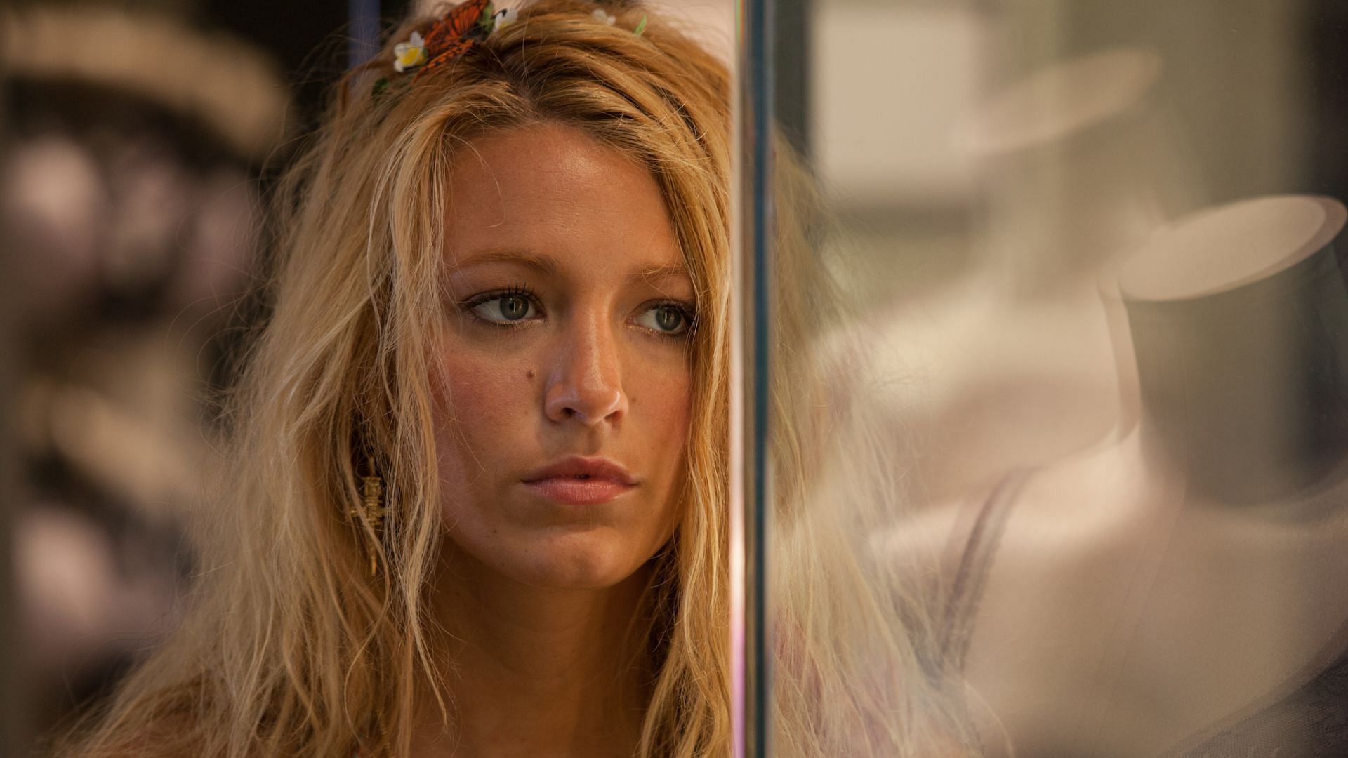 Blake Lively in Savages (Image via Universal Pictures)