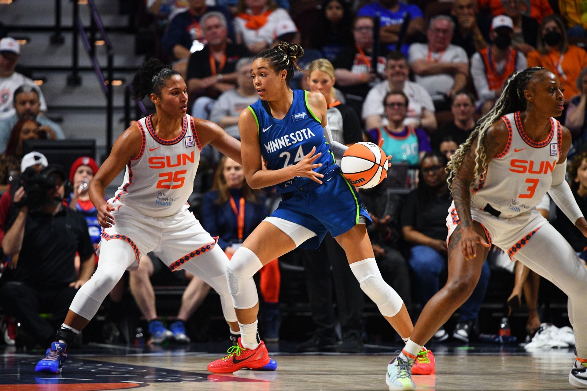 WNBA: MAY 23 Minnesota Lynx at Connecticut Sun - Source: Getty