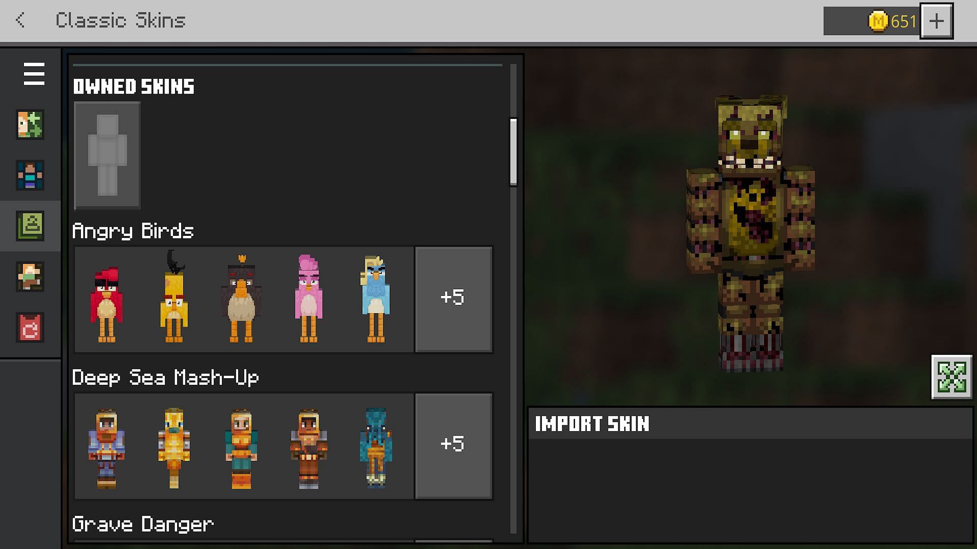 The Springtrap skin seen in-game (Image via Mojang)