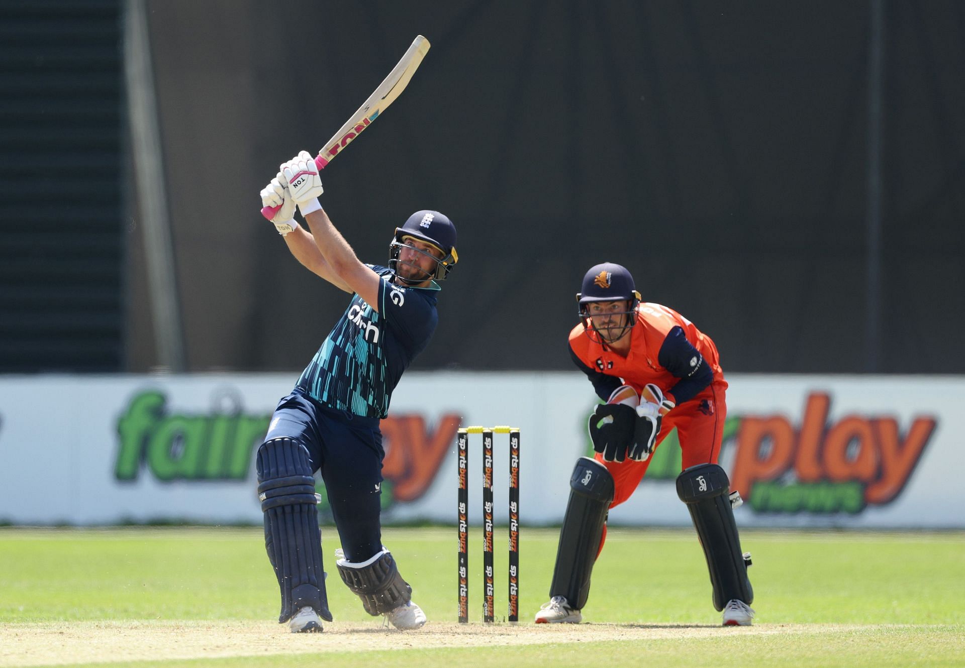 Netherlands v England - 1st One Day International