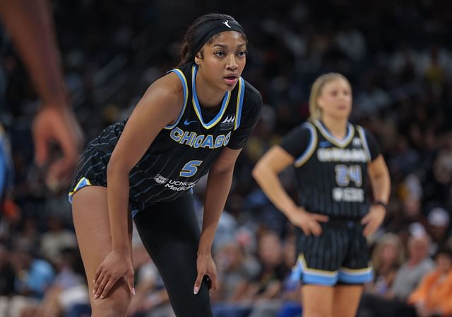 LA Sparks vs Chicago Sky Game Player Stats and Box Scores for 