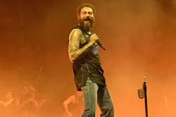 "They're mad that he's talented and versatile"- Fans defend Post Malone as rapper addresses 'culture vulture' accusations