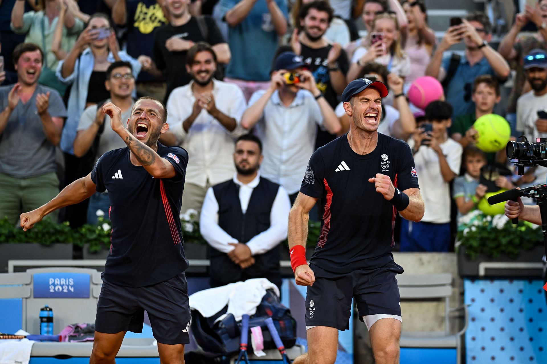 Andy Murray and Dan Evans celebrating a win at the Paris Olympics (Image source: GETTY)