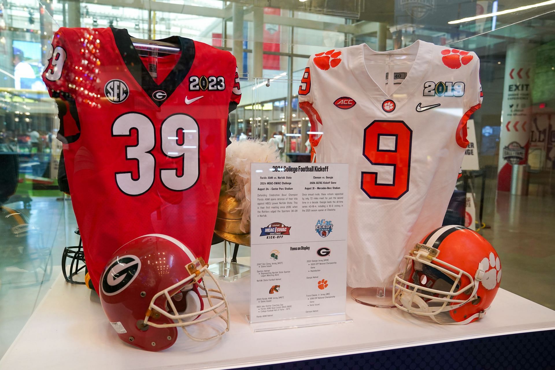 Big Boi Performs At The College Football Hall Of Fame