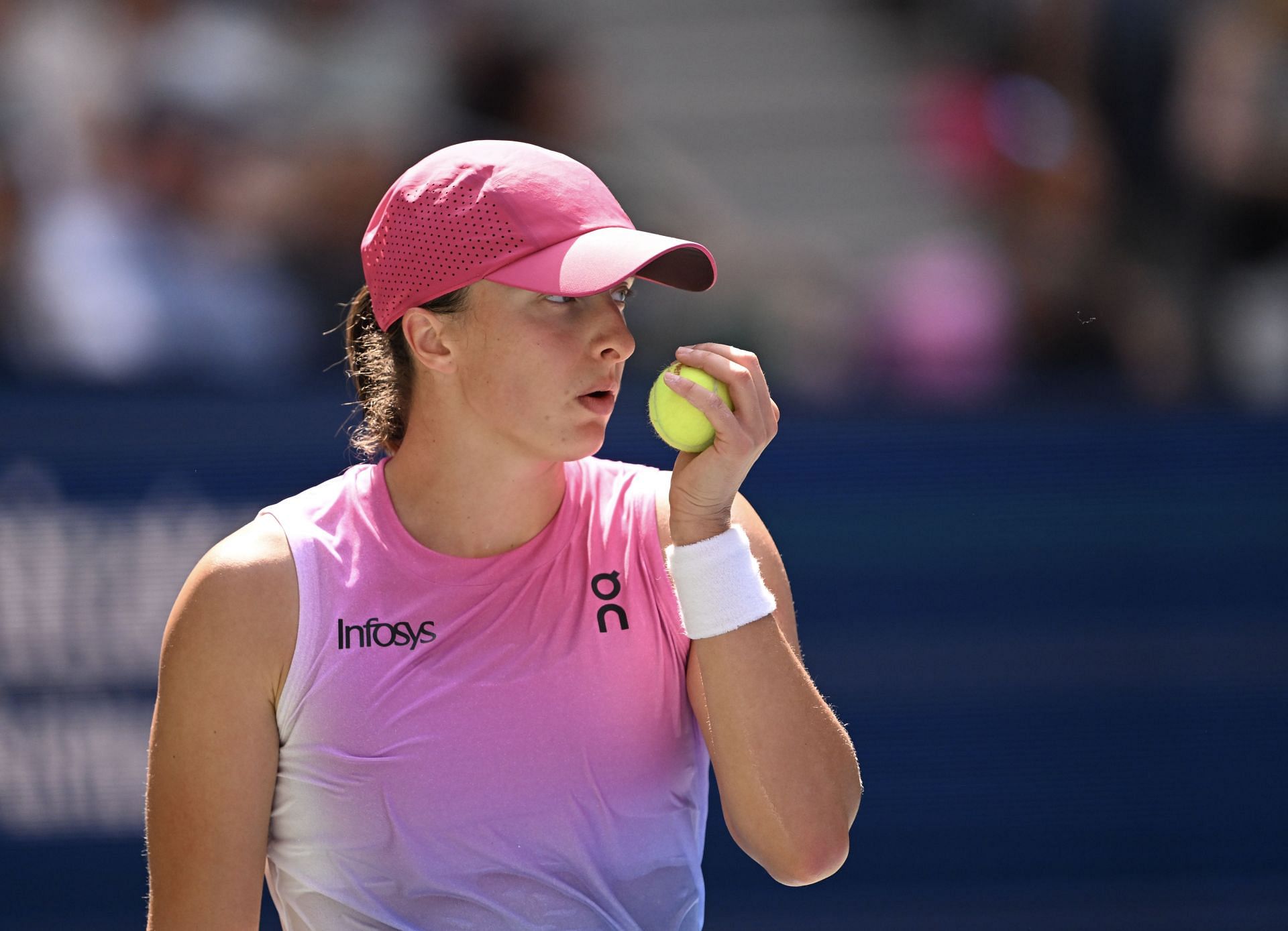 Swiatek in action at the 2024 US Open. (Image: Getty)