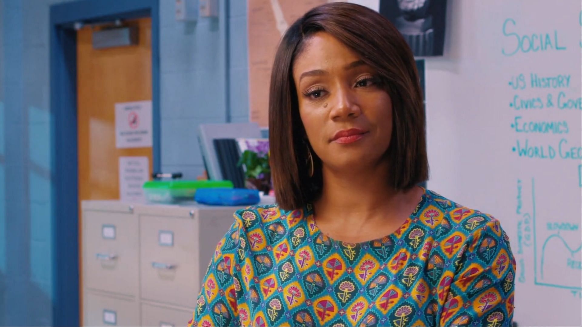 Tiffany Haddish as Carrie Carter (Image via Netflix)