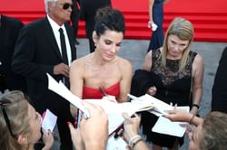 “It’s pretty awesome”- Sandra Bullock's first public appearance after a whole year; shares a heartfelt message